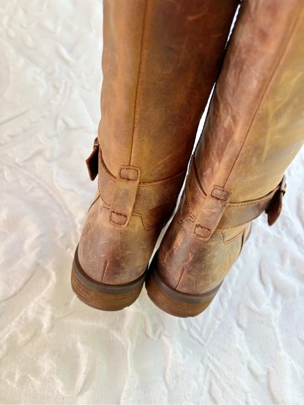 Born Braydon Distressed Leather Boots Size 6.5 New